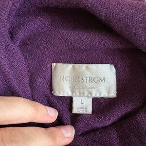 Nordstrom Women's 100% Cashmere Turtleneck Pullover Sweater Size Large Purple